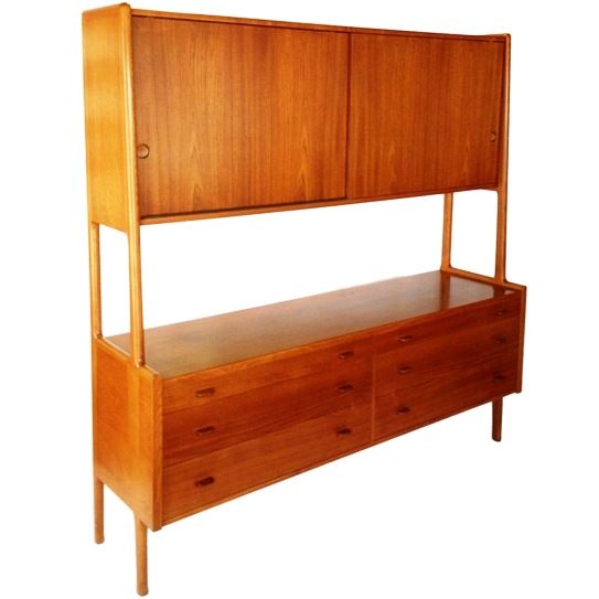 Hans Wegner credenza