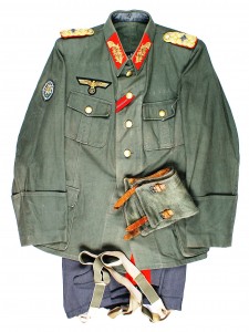 This outstanding German World War II Army mountain troops’ Lieutenant General’s uniform may sell for $7,800.