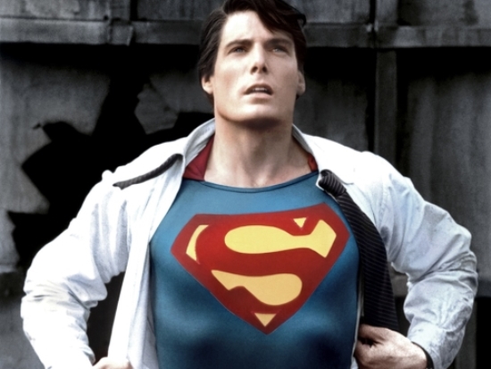 The costume worn by Christopher Reeve during the production of 1983 “Superman III” film will be put up for auction on July 12 by SceenUsed Movie Props and Wardrobe.